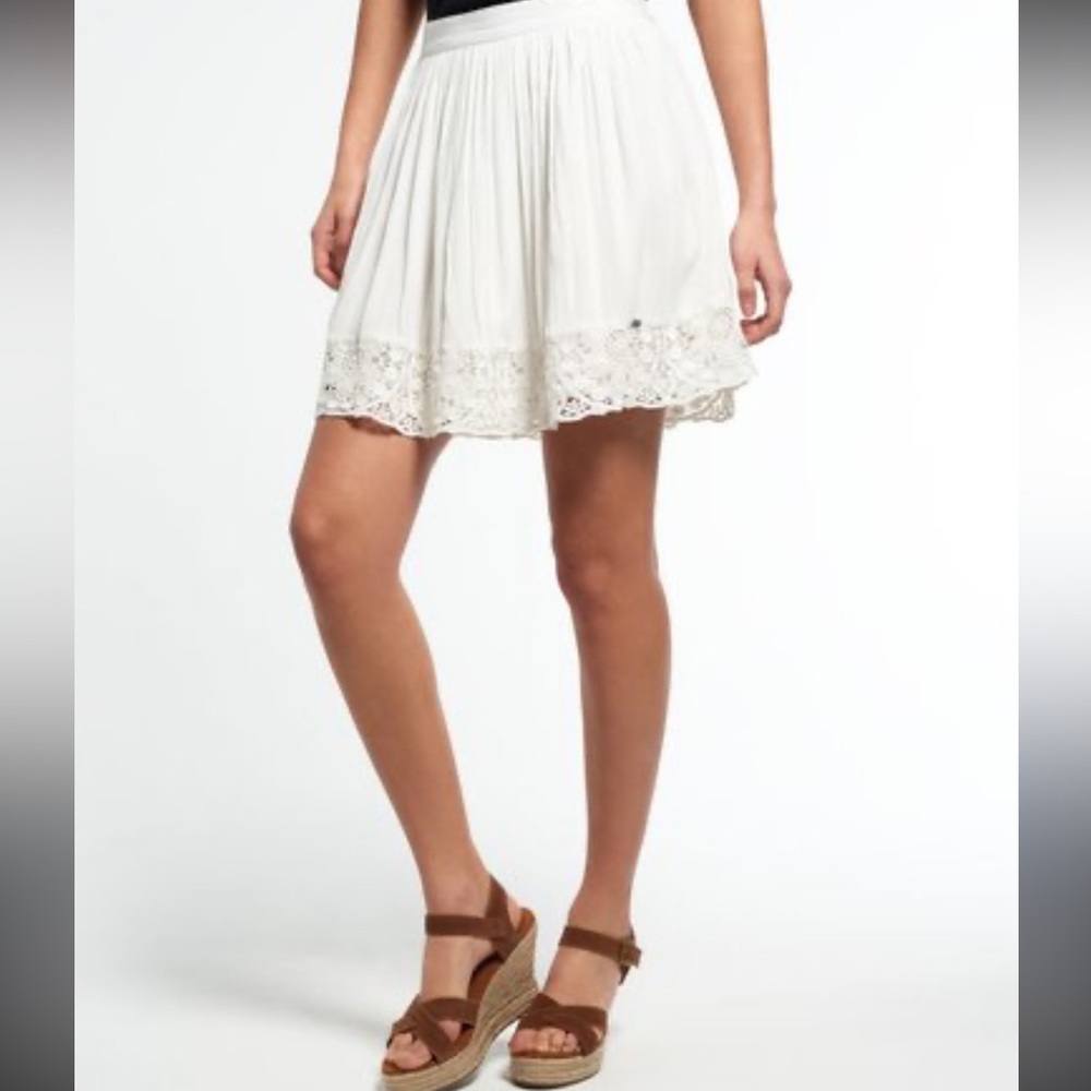 Old Navy Cream Boho Embroidered Mini Skirt Size Small